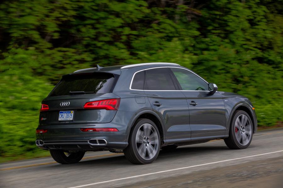  Audi SQ5 3.0 TFSI 2017 года  (NA) (фото 37 из 55)